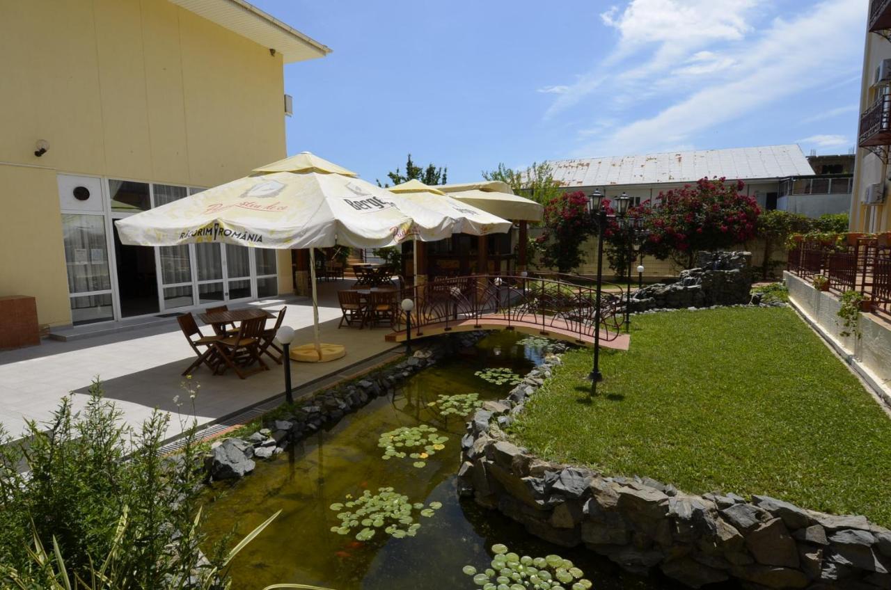 Hotel Intim Costinești Dış mekan fotoğraf