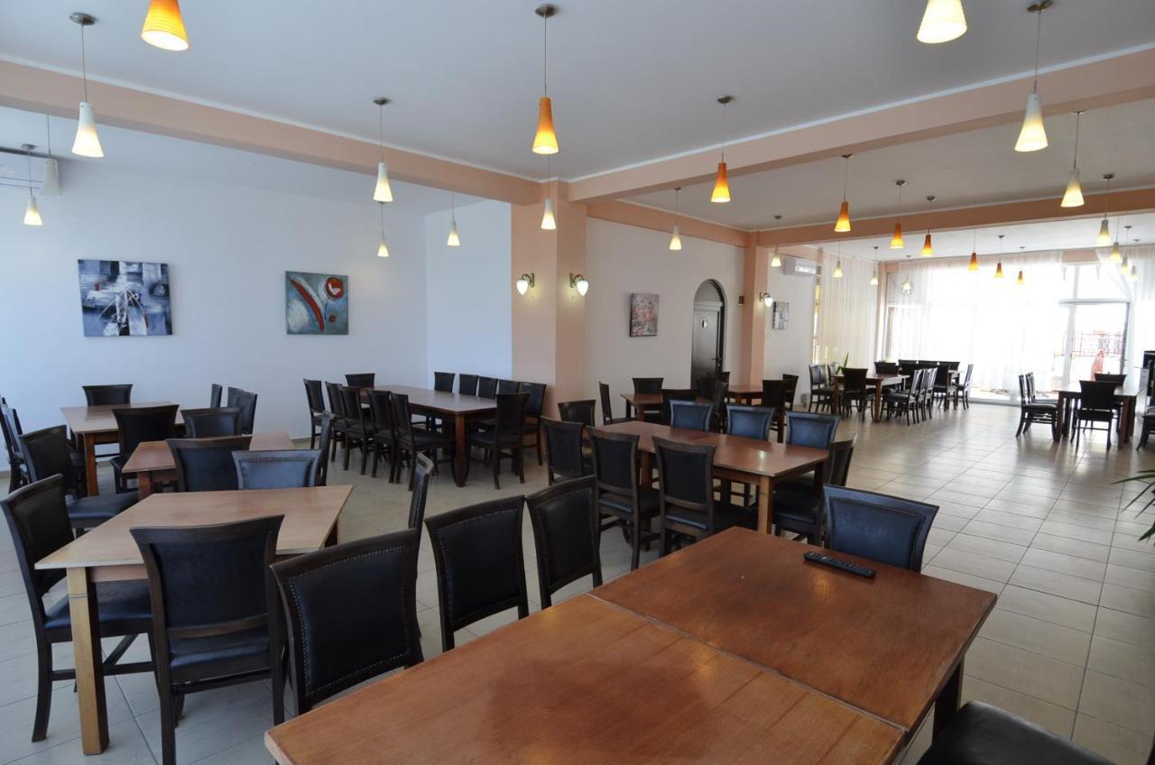 Hotel Intim Costinești Dış mekan fotoğraf